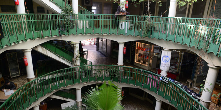 Tarihi Ahşap Han'da, unutulmaya yüz tutan meslekler yaşatılıyor