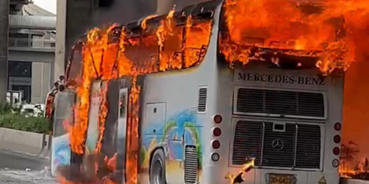 Tayland'da anaokul servisi yandı: 16 çocuk ve 3 öğretmen öldü