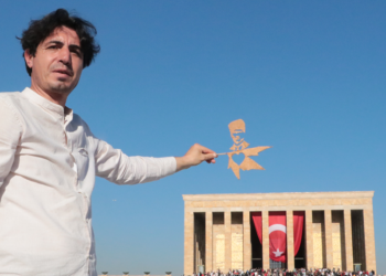 Temizlik işçisinden 29 Ekim sergisi