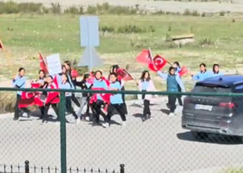 Tokat'ta çocukların bayram coşkusu kameraya yansıdı