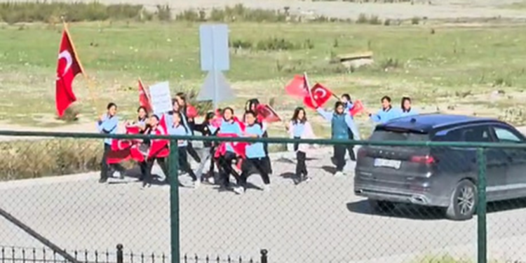 Tokat'ta çocukların bayram coşkusu kameraya yansıdı