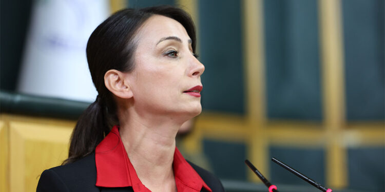 Öcalan'ın üzerindeki tecrit kesinlikle kaldırılmalı