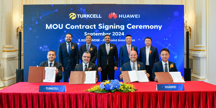 Turkcell ve Huawei'den 5.5G, DWDM gibi teknolojiler için iş birliği