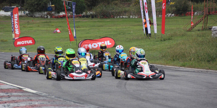 Türkiye Karting Şampiyonası'nın 5’inci ayağı Kocaeli'de yapıldı