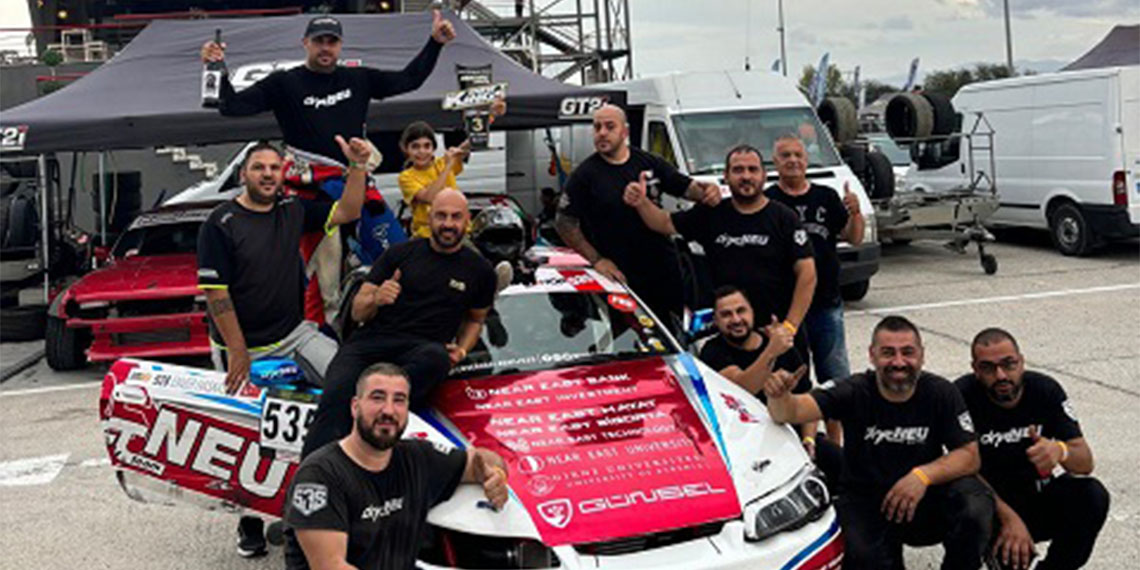 Yunanistan'ın Serres şehrinde gerçekleştirilen Drift King Nations Cup’ın PRO ayağında Türkiye ve KKTC’yi temsil eden Enver Haskasap üçüncü oldu. Haskasap, aldığı bu dereceyle pilotlar kategorisinde de 9’unculuktan 4’üncü sıraya yükseldi.