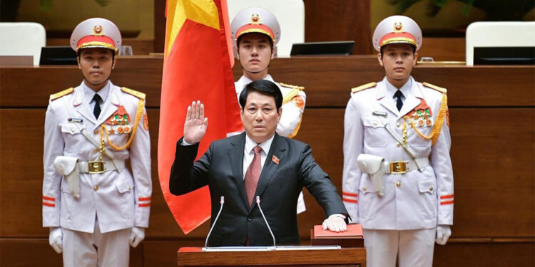 Vietnam'da yeni devlet başkanı seçildi