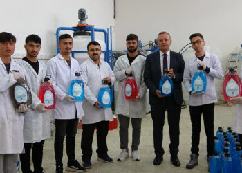 Van Gölü'nün sodalı suyundan üretilen sıvı sabun için girişimciler aranıyor