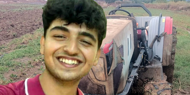 Yağmurda tarla sürerken yıldırım isabet eden sürücü öldü