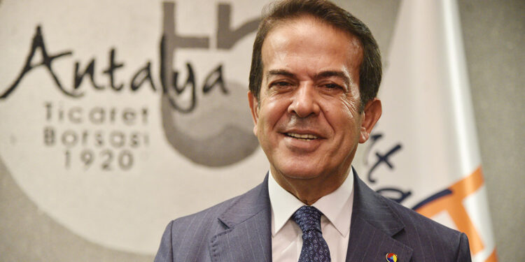 'Yabancı tarım işçisinin Antalya'da çalışma izni 1 yıl olsun' talebi