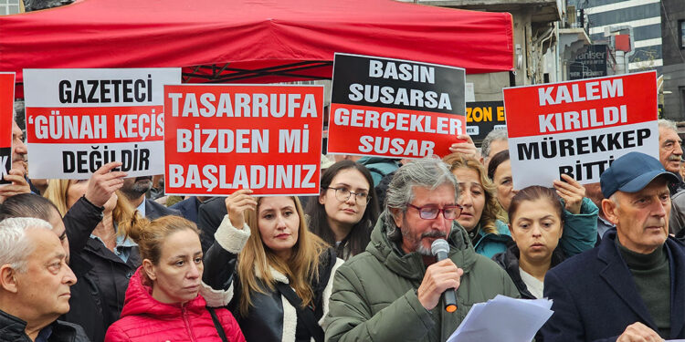 Yerel basın çalışanlarından itibarsızlaşma ve düşük ücret eylemi