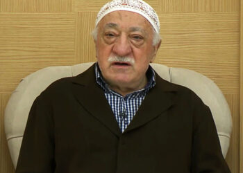 FETÖ'de para kavgası