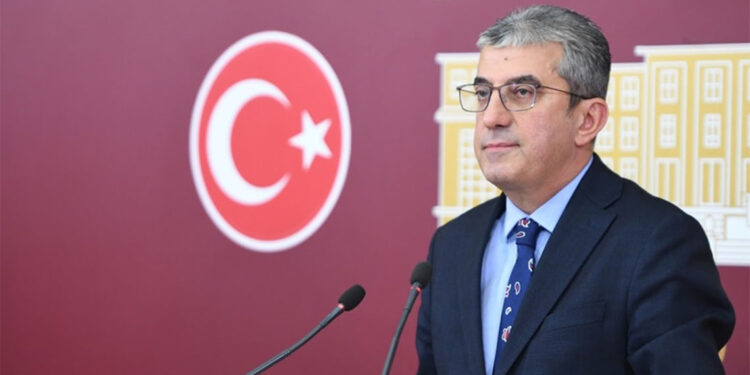 CHP'li Günaydın, 'Yenidoğan çetesini' TBMM gündemine taşıdı