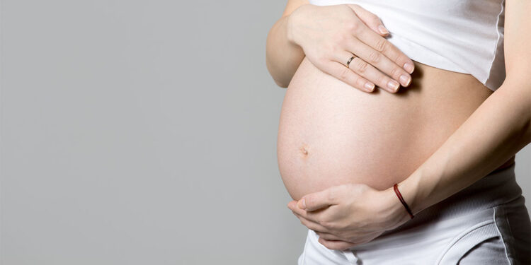 Fiziksel ve hormonal faktörler vajinal doğumu etkiliyor