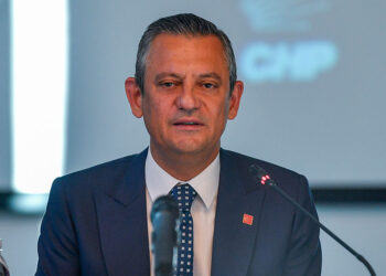 Anayasa çiğneyenlerle Anayasa yapmayız