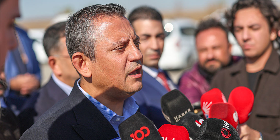 Cumhuriyet Halk Partisi Genel Başkanı Özgür Özel Selahattin Demirtaş'ı ziyaret etti. Özel, ziyaretin ardından basın mensuplarına açıklama yaptı.