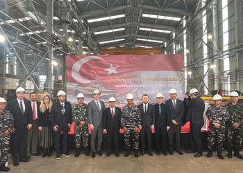 ‘Hızlı Füze Hücümbotu’ için ilk sac kesim töreni