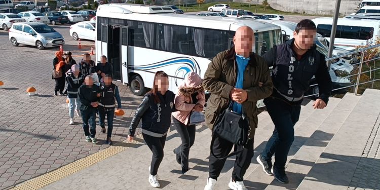 3 ilde 'sahte rapor' operasyonu 3'ü doktor 18 gözaltı