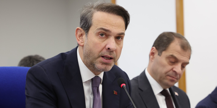 3,5 milyon hanemizin doğal gaz ihtiyacını karşılar hale geldik