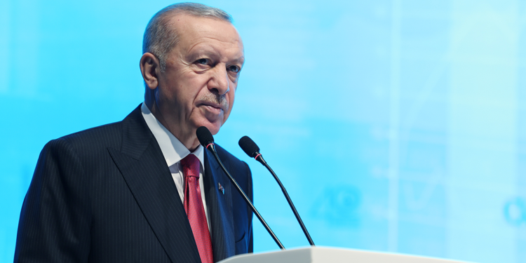 İsrail ile ticari işlemleri tamamen durdurduk