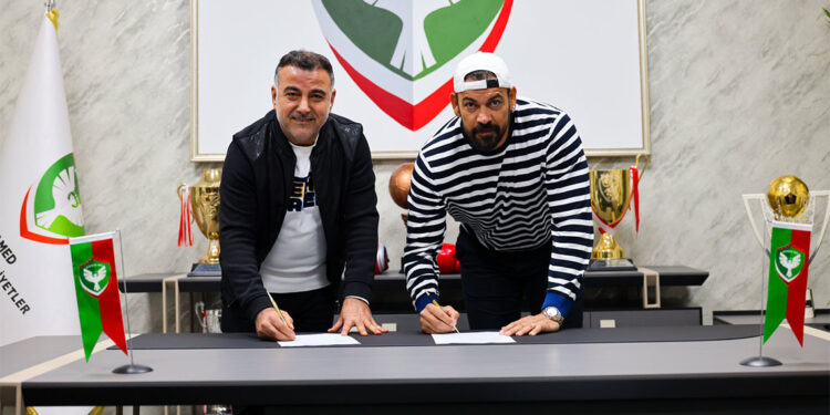 Amed Sportif Faaliyetler, Servet Çetin ile anlaştı