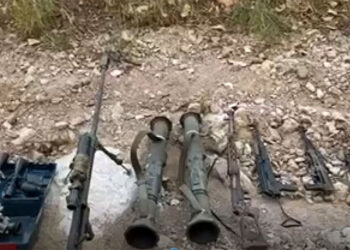 Pençe-Kilit bölgesinde çok sayıda silah ve mühimmat ele geçirildi