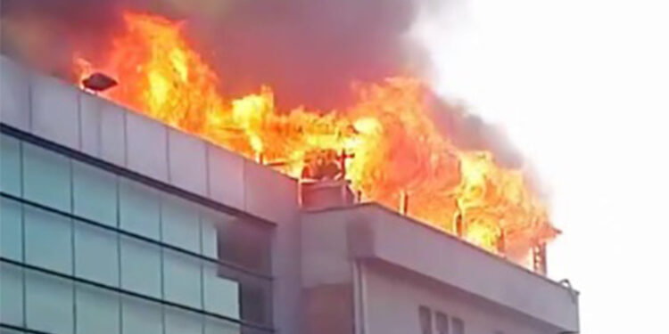 Ankara'da boya atölyesinde yangın