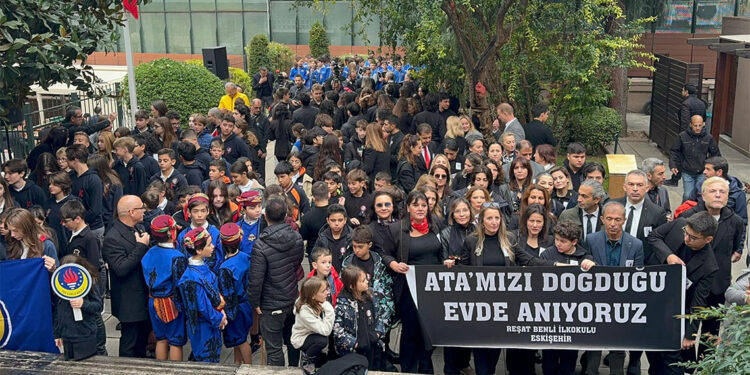 Atatürk'ün doğduğu evde 10 Kasım anması