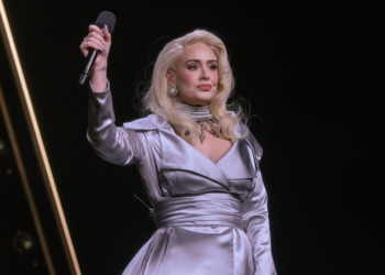 Adele'den sahnelere duygusal veda