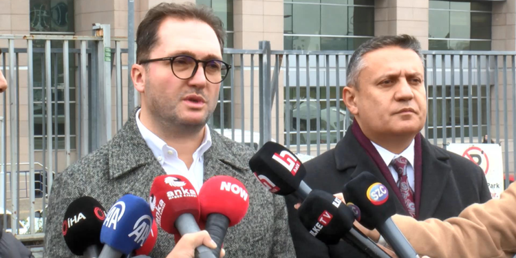 Ahmet Özer'in avukatları AYM’ye başvuracaklarını açıkladı