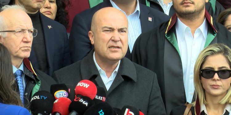 Ahmet Özer'in tutukluluğuna itiraz edildi