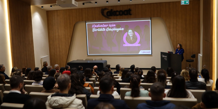 Akcoat, ‘Kadınlar İçin Birlikte Güçlüyüz’ temalı seminer düzenledi