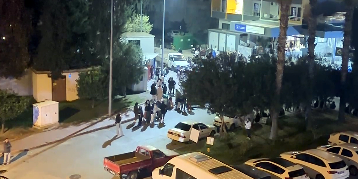 Akdeniz'de 4.8 büyüklüğünde deprem meydana geldi