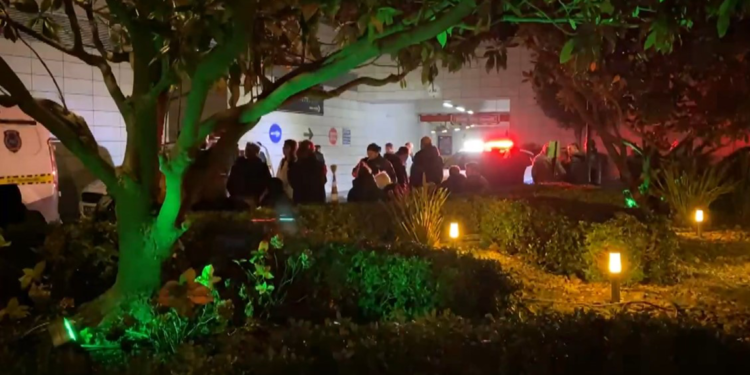 Ataşehir'de rezidansın 20'inci katından düşüp hayatını kaybetti