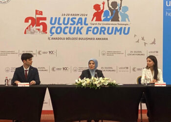 Sosyal politikalarımızı, çocuğun üstün yararı ilkesi doğrultusunda belirliyoruz