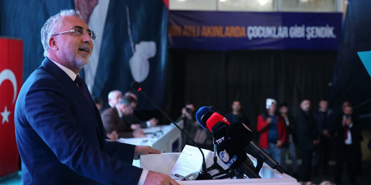 Çeyrek asırda çok büyük başarılara imza attık