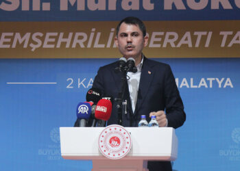 Tarihi fırsat penceresi ayrı, terörle mücadele ayrıdır