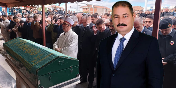 Balışeyh Belediye Başkanı Hilmi Şen ve şoförü toprağa verildi