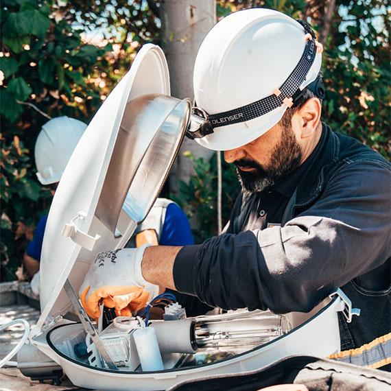 Başkent EDAŞ kesintisiz elektrik dağıtım hizmeti kapsamında 2024 yılının ilk 9 ayında bakım, onarım ve yatırım hizmetlerini hız kesmeden sürdürdü.