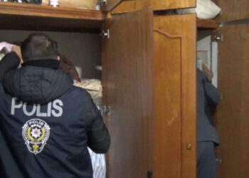 Batman'da yasa dışı protestolara karışan 12 şüpheli tutuklandı