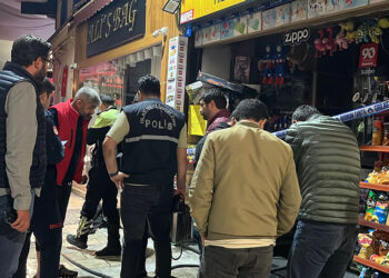Bodrum'da ağabeyinin marketini benzin dökerek yaktı: 1 ölü, 5 yaralı