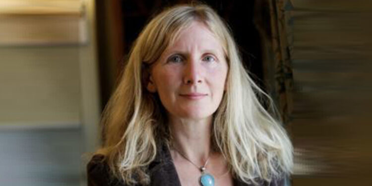 İngiliz yazar Samantha Harvey 2024 Booker Ödülü'nü kazandı