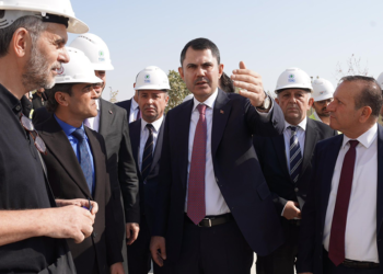 Bakan Murat Kurum KKTC'ye gitti