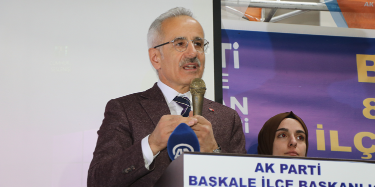 Bakan Uraloğlu, Güzeldere Tüneli’nin açılışını yaptı