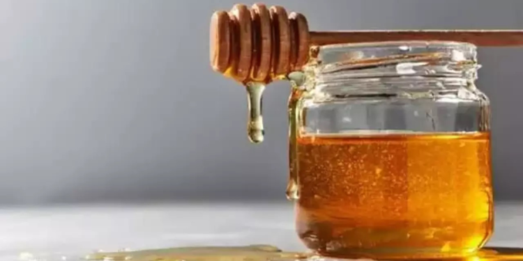 Bakanlık, taklit ve tağşiş bal üreten 2 firmayı ifşa etti