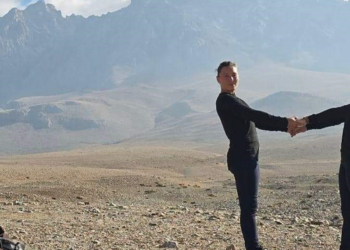 Belaruslu dağcı ikiz kız kardeşlerden 2 gündür haber yok