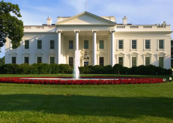 Biden, Trump'ın yemin törenine katılacak