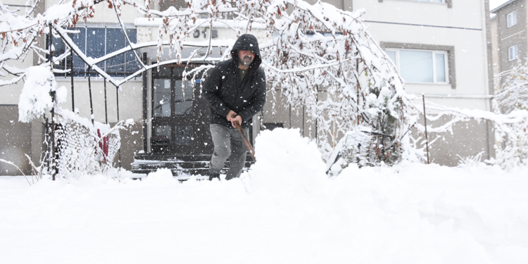 Bitlis'te 84 köy yolu ulaşıma kapandı