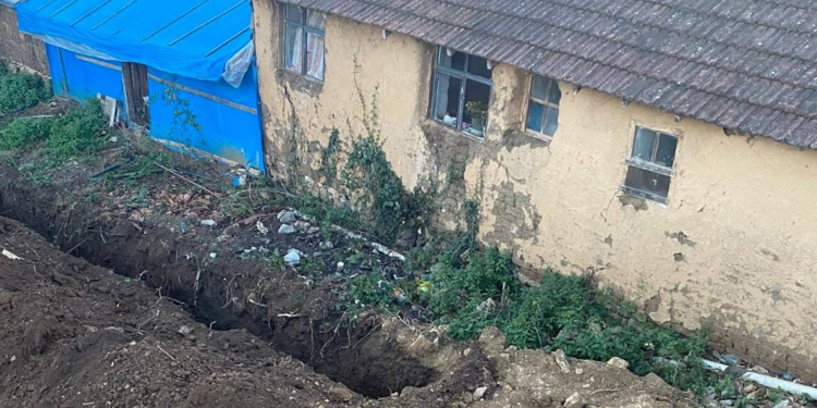 Bursa'da kazı sırasında top mermisi bulundu