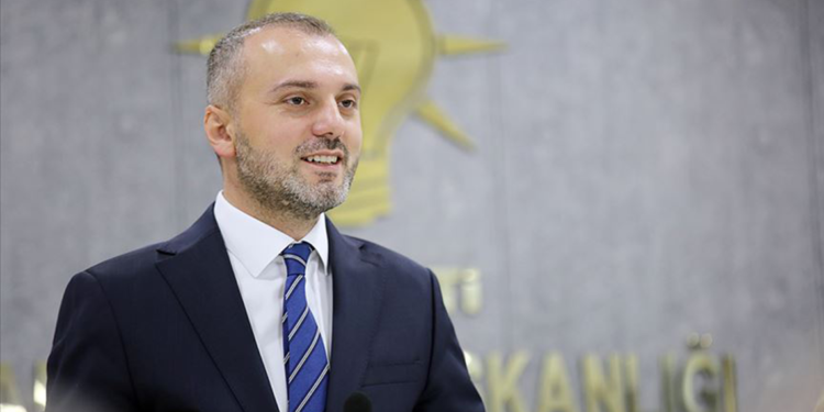 Büyük Kongre süreci, yoğun katılımla devam ediyor