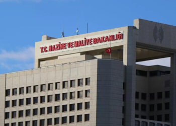 Büyüme öngörülerimiz doğrultusunda dengeli seyrediyor